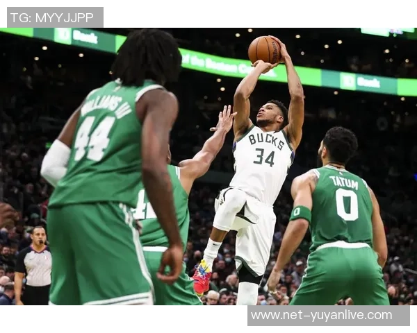 凯尔特人队与雄鹿的激烈对决揭示季后赛争夺战的关键时刻