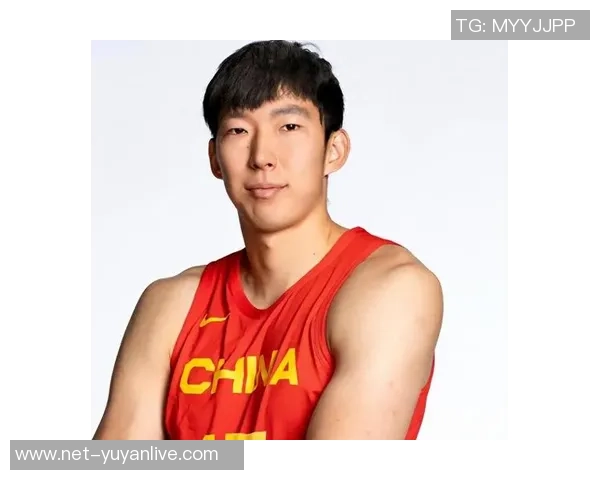 周琦在国际赛场的崛起与挑战：从青涩球员到中国篮球的希望之星