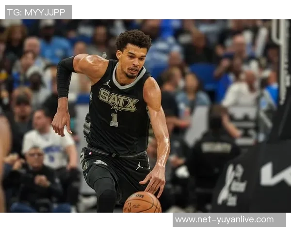 文班亚马场均20103帽表现抢眼新秀赛季最佳人选呼之欲出