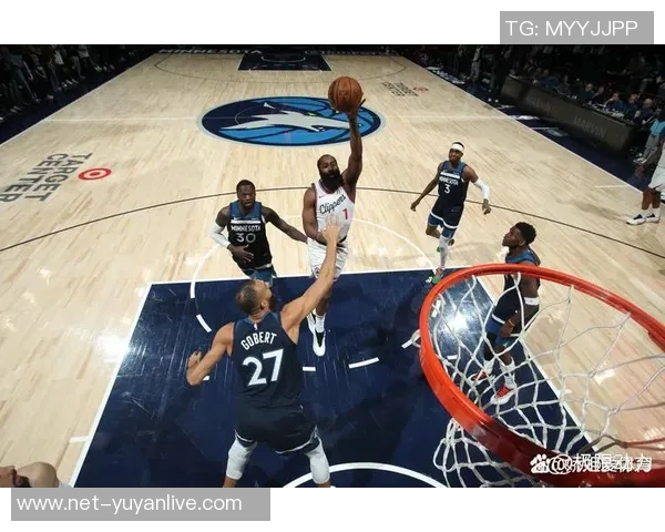 朱利叶斯兰德尔在NBA赛场的崛起与挑战解析